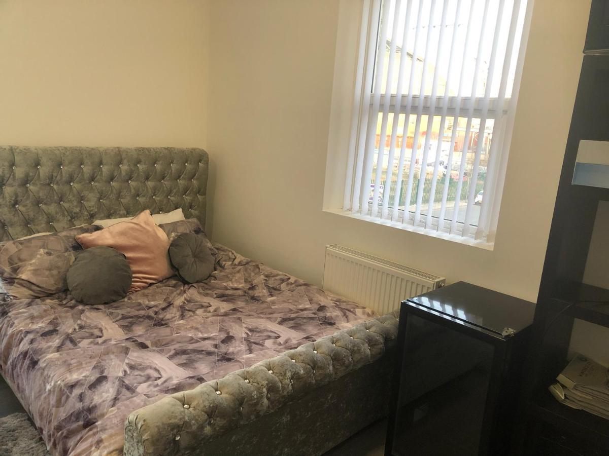 No.6 York Villas Guest House Ливърпул Екстериор снимка